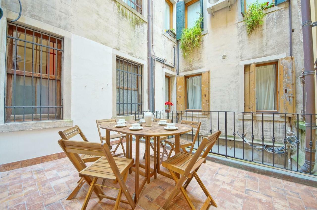 Dolcevita Apartments N 374 Venetië Buitenkant foto